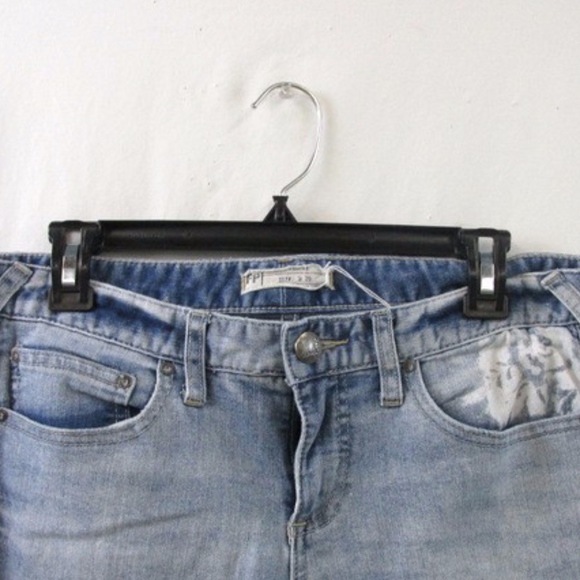 20%OFF NWT FREE PEOPLE  Floral Skinny Jeans - Picture 5 of 6
